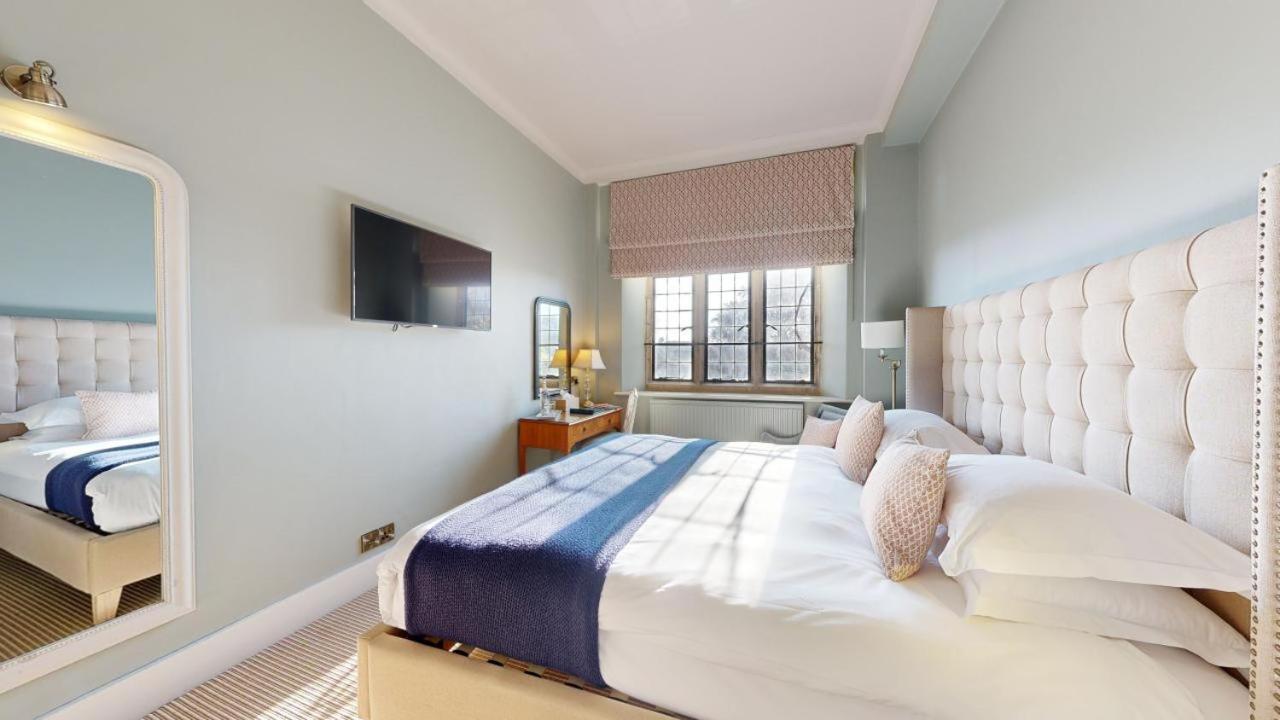 Castle Hotel ทอนทัน ภายนอก รูปภาพ
