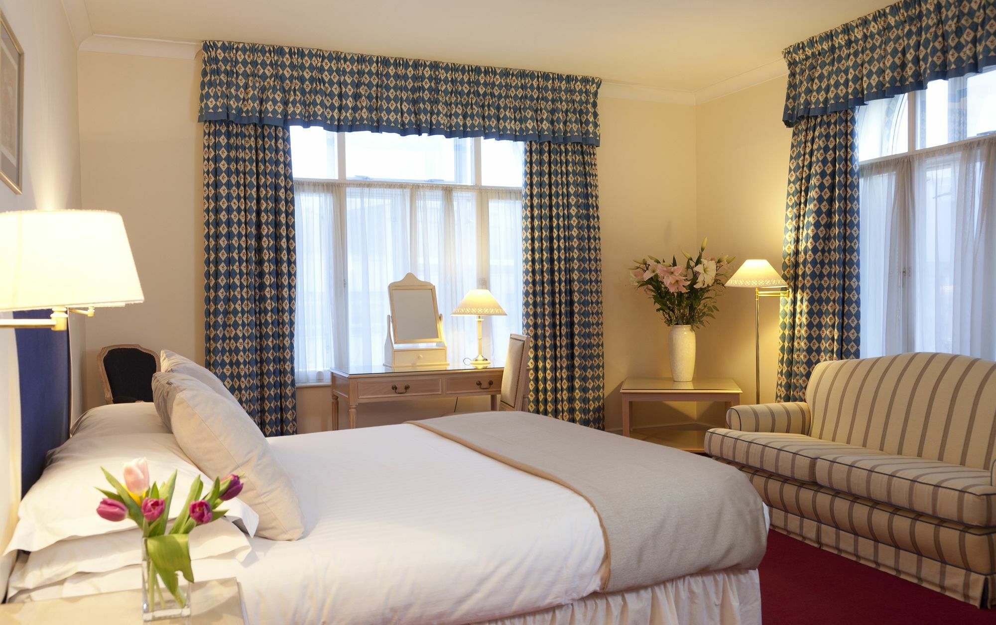Castle Hotel ทอนทัน ภายนอก รูปภาพ